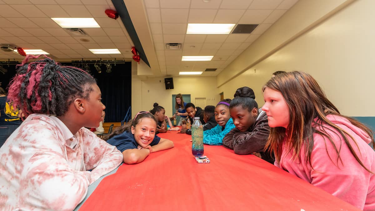 Students at Turie T. Small Elementary School in Daytona Beach, Fla., enjoyed making lava lamps as part of STEM outreach activities organized by Embry-Riddle students and staff during National Engineers Week. Photo: Embry-Riddle/Daryl LaBello
