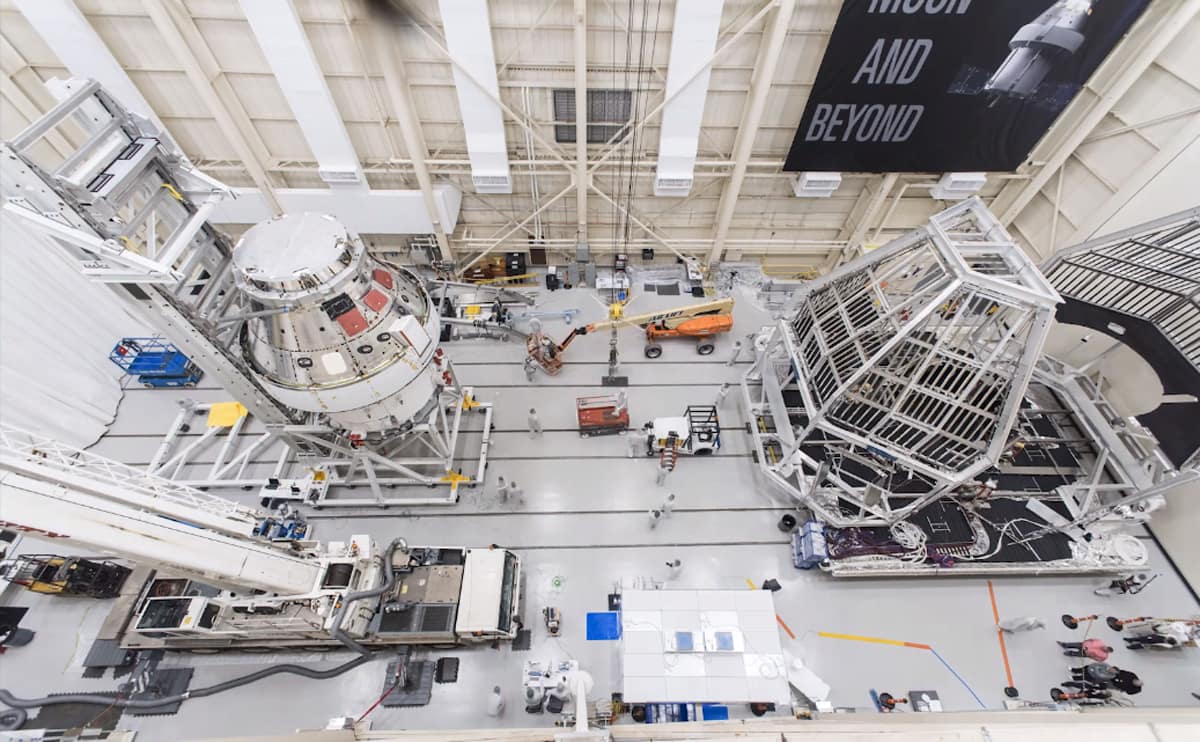 Watch the transportation systems that Embry-Riddle Professor Darris White helped design as they carry NASA’s Orion spacecraft into the facility at Plum Brook Station and move the spacecraft from its horizontal orientation to the vertical position.