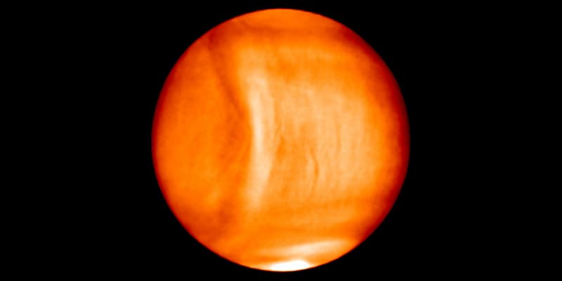 Japanese spacecraft spots huge wave in atmosphere of Venus