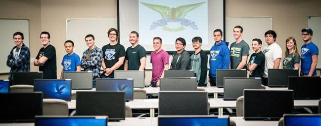 Prescott's E-Sports Gold Wings Teams