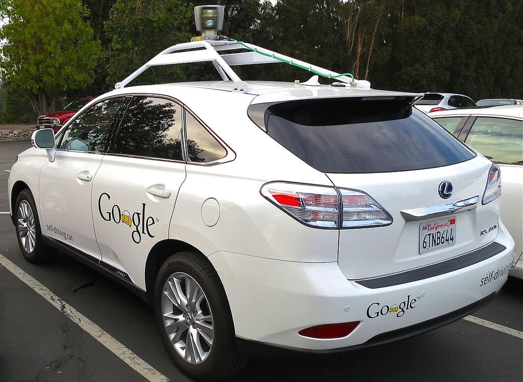 Google's_Lexus_RX_450h_Self-Driving_Car