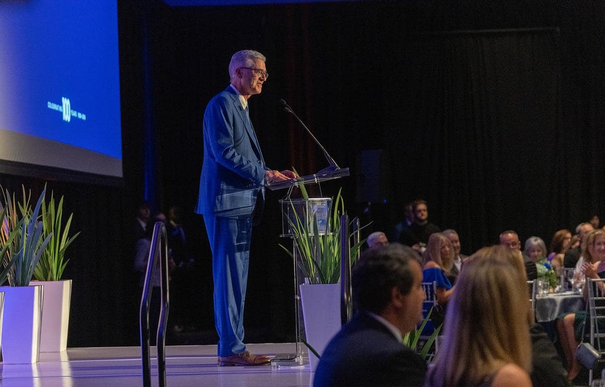 Embry-Riddle President P. Barry Butler at podium at gala event
