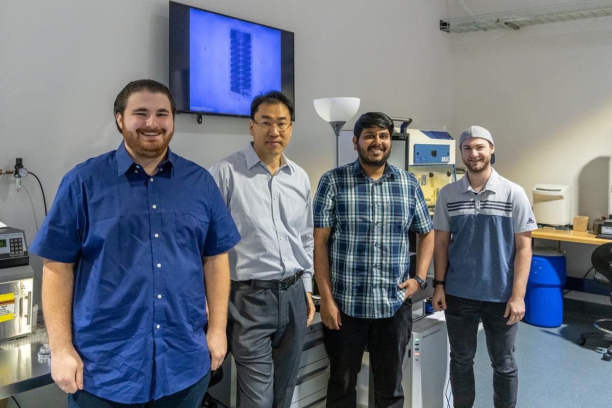 Dr. Daewon Kim, professor of Aerospace Engineering (middle), works with Nicholas Reed, Rishikesh Srinivasaraghavan Govindarajan and Taylor Stark in Embry-Riddle’s SMART Lab.