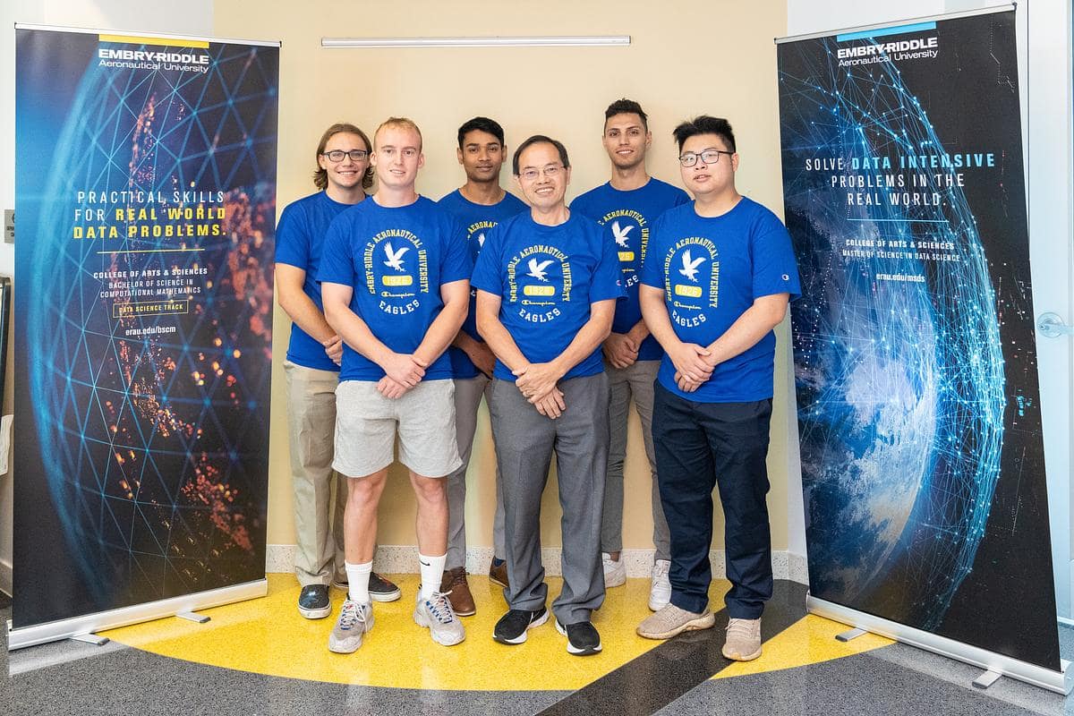 Dr. Hong Liu with students Ross Dickinson, Krysh Rajendran, Diogo Nazario Cobos, Wenkai Tan and Anthony Lore Starleaf.