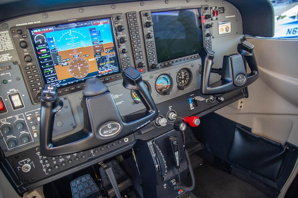 Flight instructors at the Prescott Campus showcase five of the 17 new aircraft Embry-Riddle added to its fleets this year, between the Arizona and Florida campuses. (Photos: Embry-Riddle)