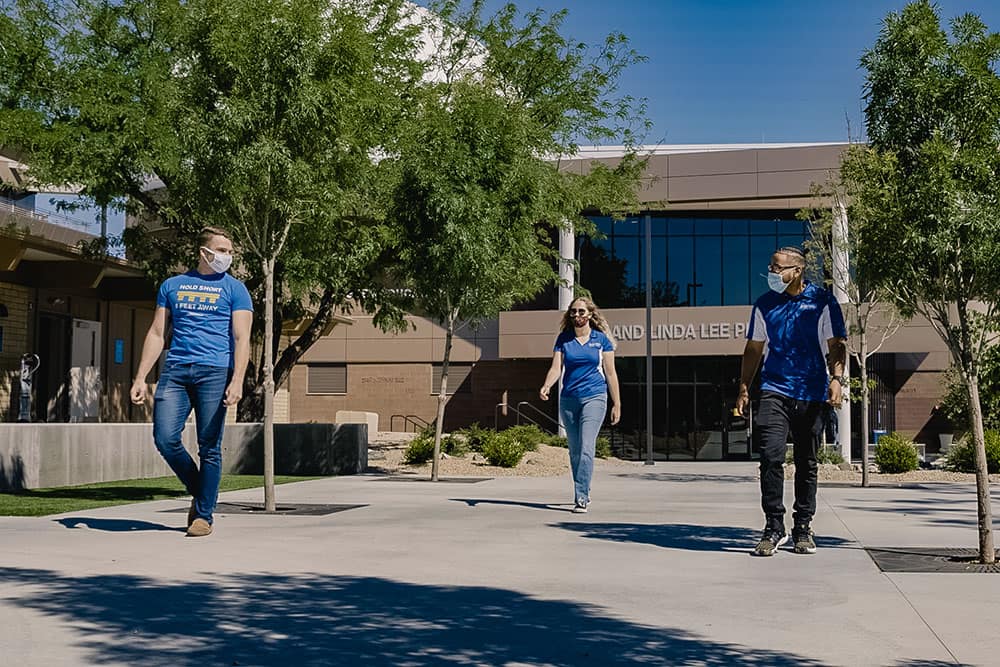 Students walk on the Prescott Campus.