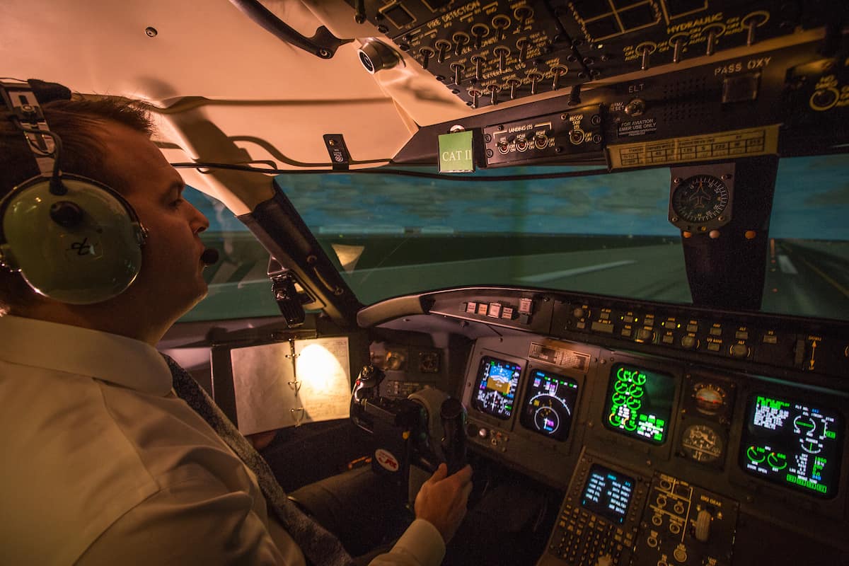 Students train inside the CRJ-200 full-motion simulator, which features all of the same hardware and equipment found in a real airliner. (Photo: Embry-Riddle/David Massey)