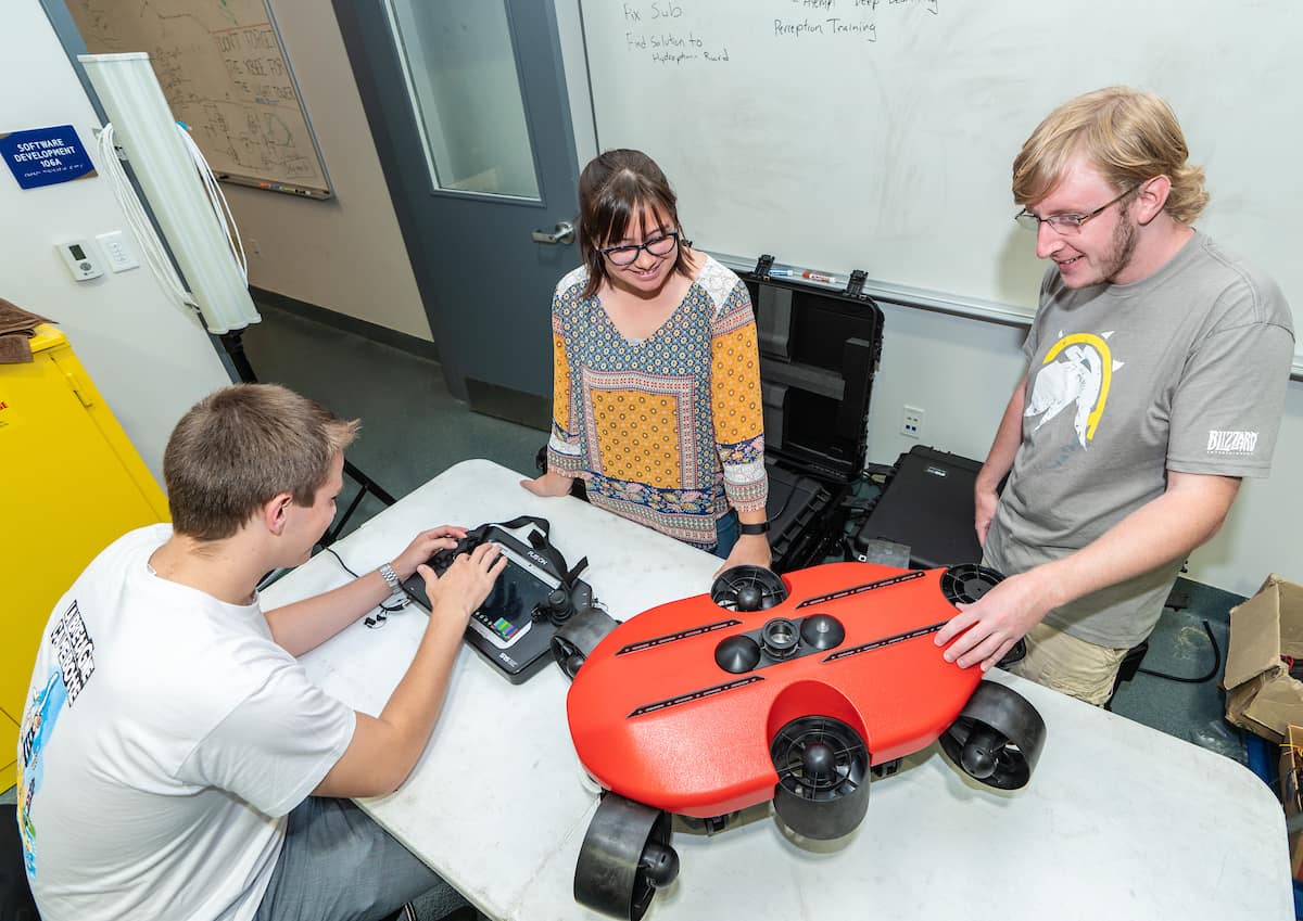 100-pound autonomous submarine at Embry-Riddle