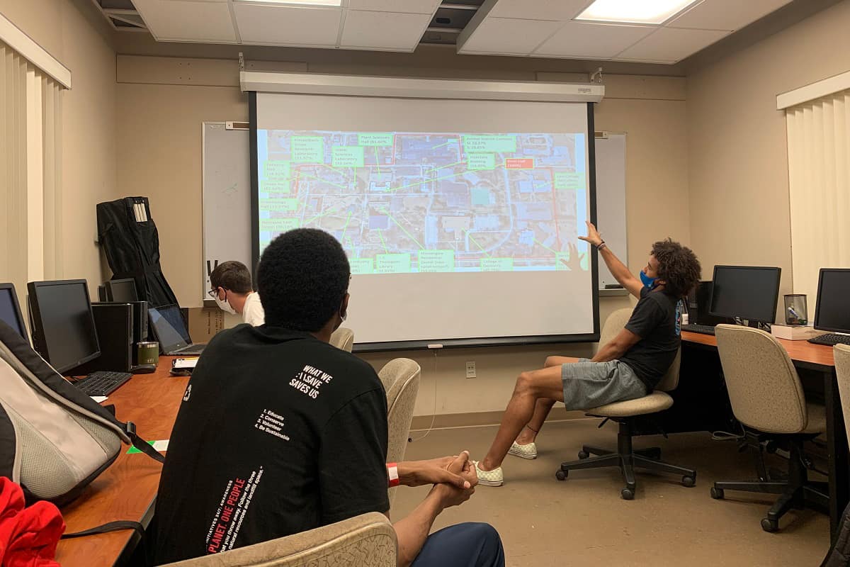 Engineering students at Embry-Riddle Aeronautical University are developing a plan to bring renewable solar energy to the University of Nebraska, as part of the U.S. Department of Energy’s Solar District Cup.
