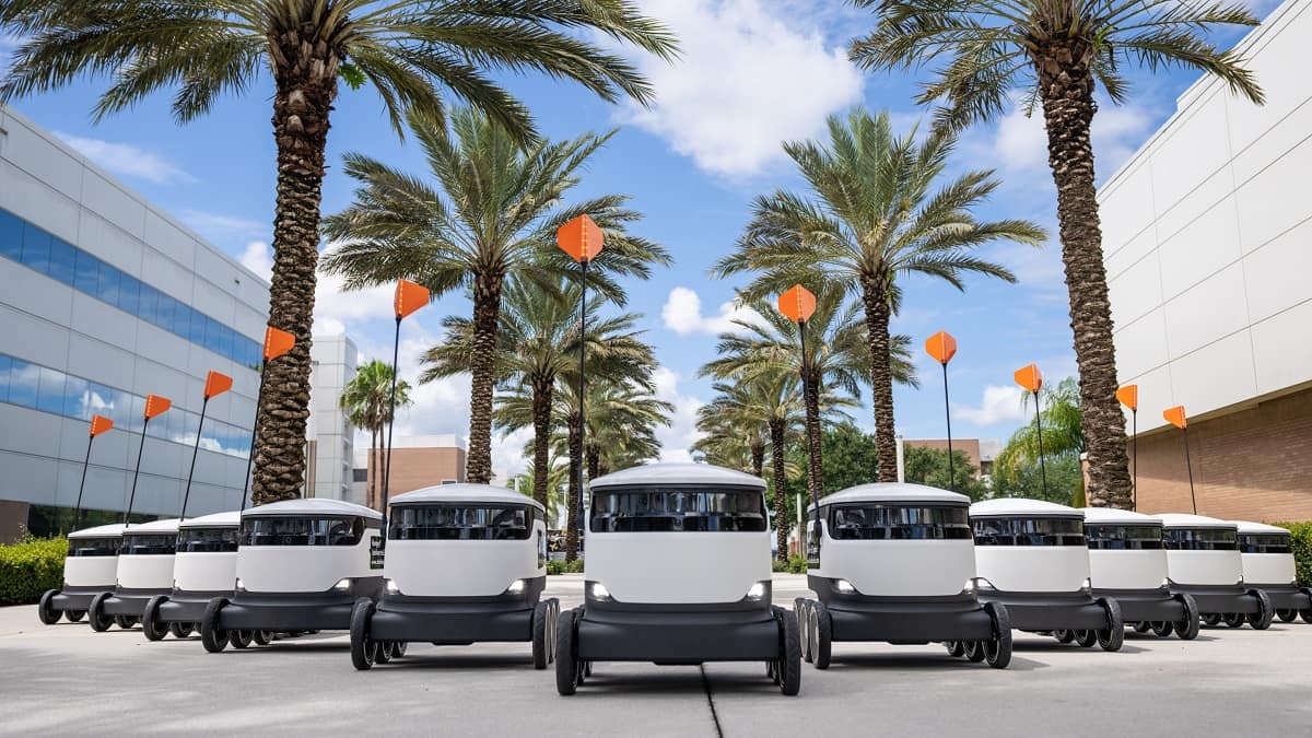 A fleet of 20 autonomous Starship Delivery robots will transport food and drink orders to students from 10 campus eateries, through app service.