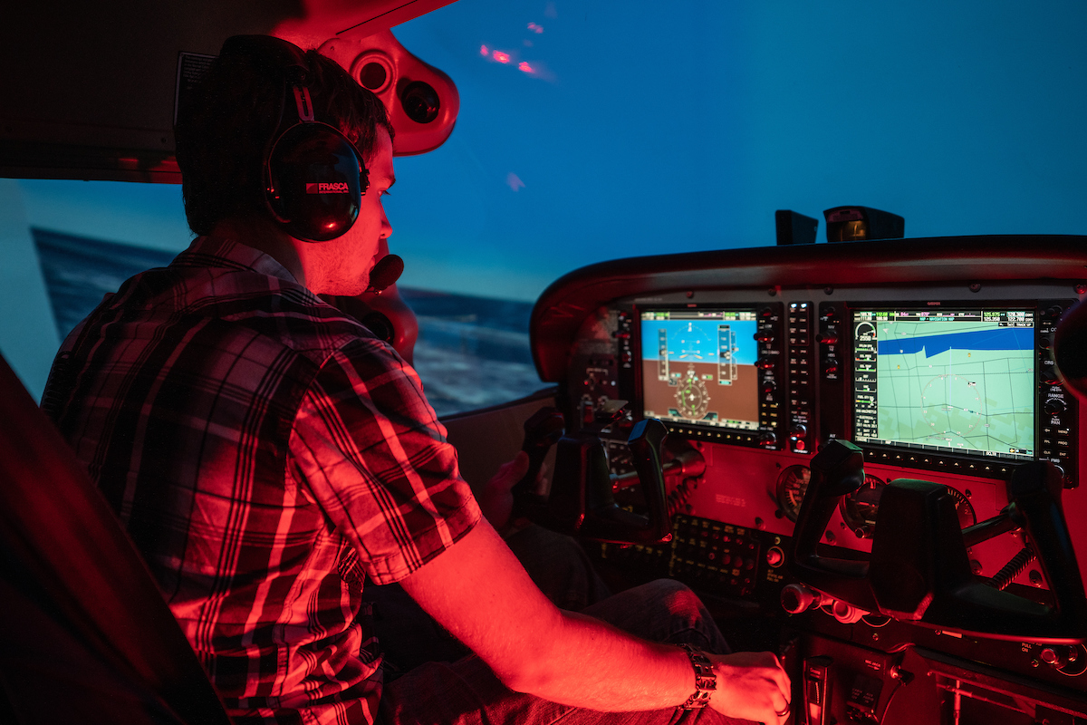 Students hone their skills in a Frasca Cessna 172 flight simulator on Embry-Riddle’s Daytona Beach Campus. (Photos: Embry-Riddle/Daryl LaBello)