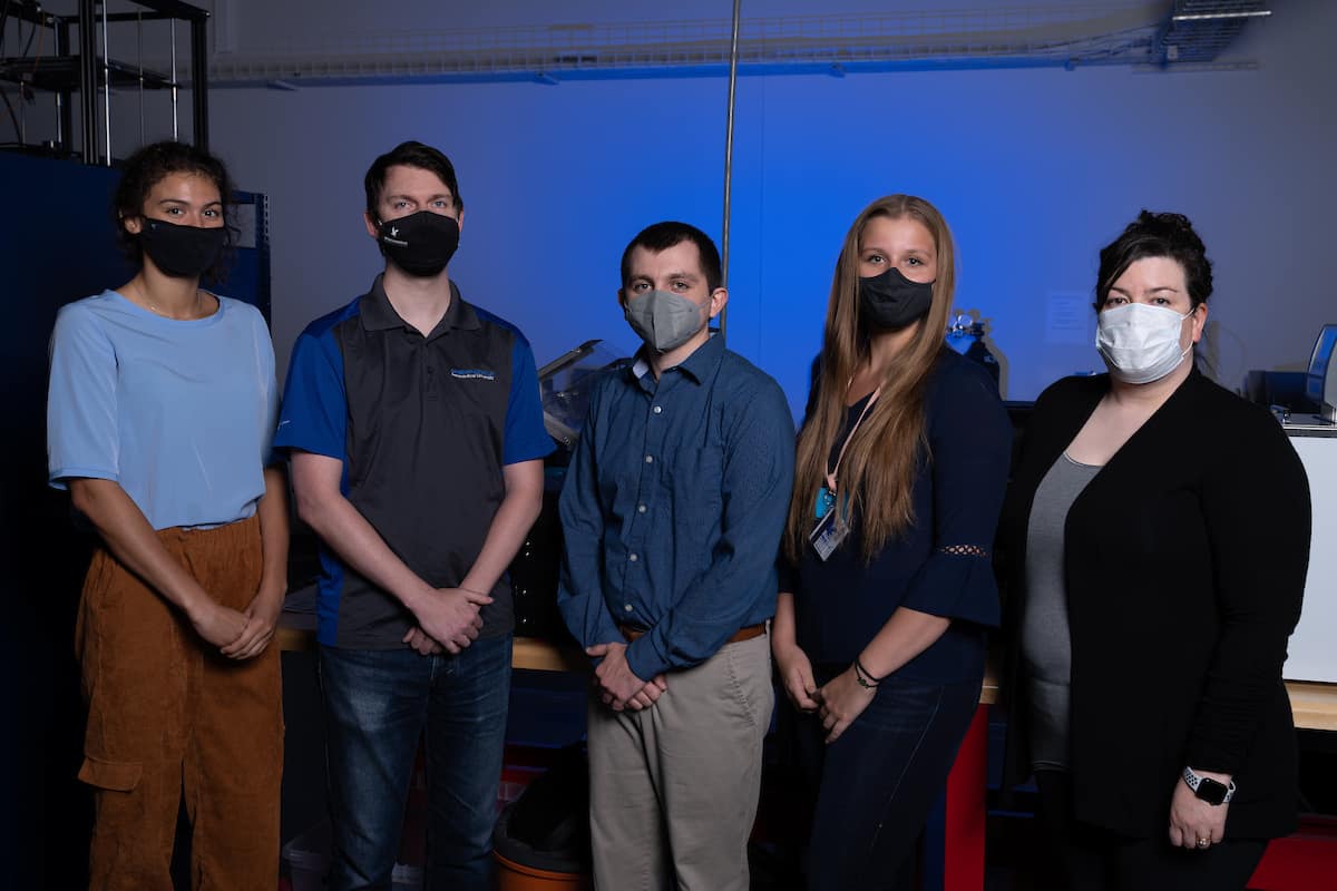 Embry-Riddle students are working on novel thermal-storage materials, in the Thermal Science Laboratory at Embry-Riddle’s Research Park, under Drs. Sandra Boetcher and Rafael M. Rodriguez (not pictured). Shown (L-R) are Melanie Canfield, Thomas Freeman, Casey Troxler, Melissa Messenger and Dr. Boetcher. Photo: Embry-Riddle/Daryl LaBello