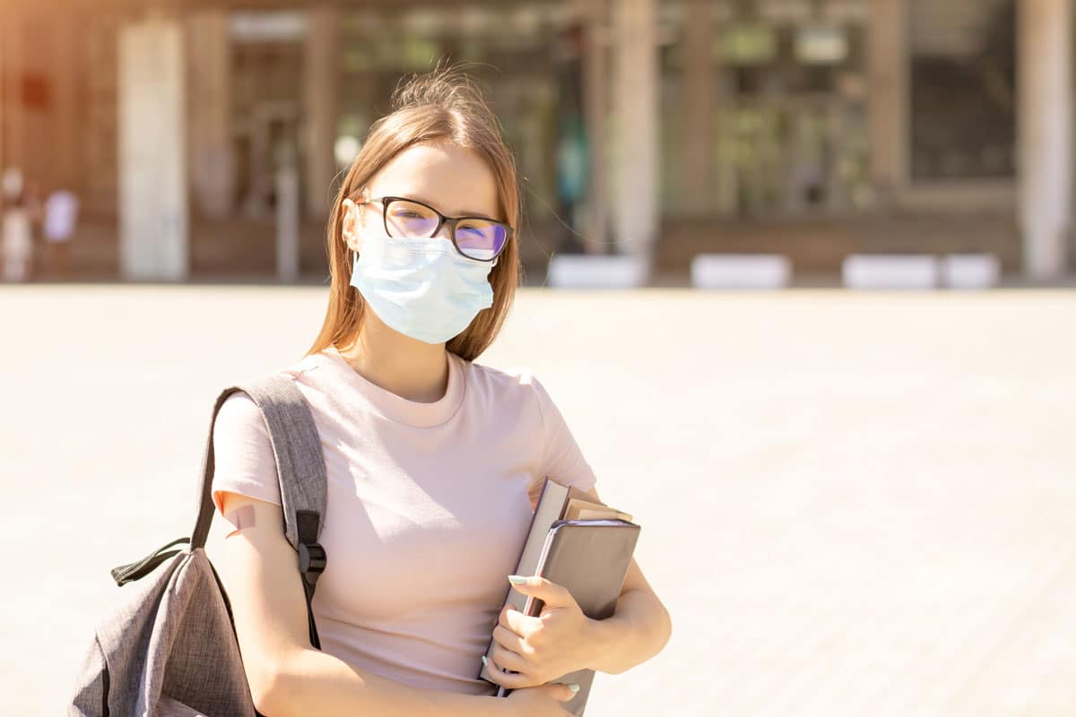 Woman wearing a mask