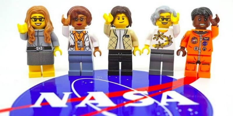 LEGO's Women of NASA set